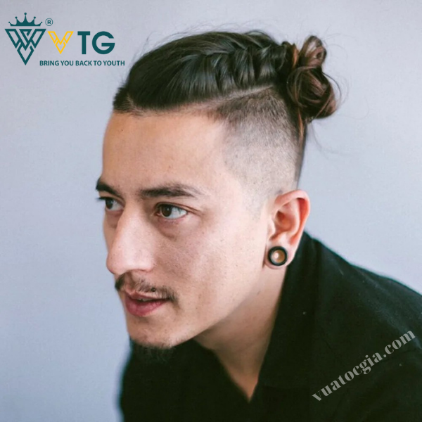 Kiểu tóc dài nam Manbun đẹp