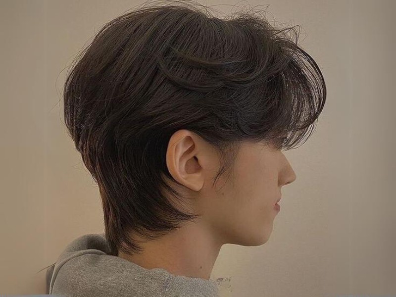 Kiểu tóc Mullet layer trendy, giúp làm toát lên vẻ đẹp trẻ trung củ phái mạnh (Nguồn: Internet)