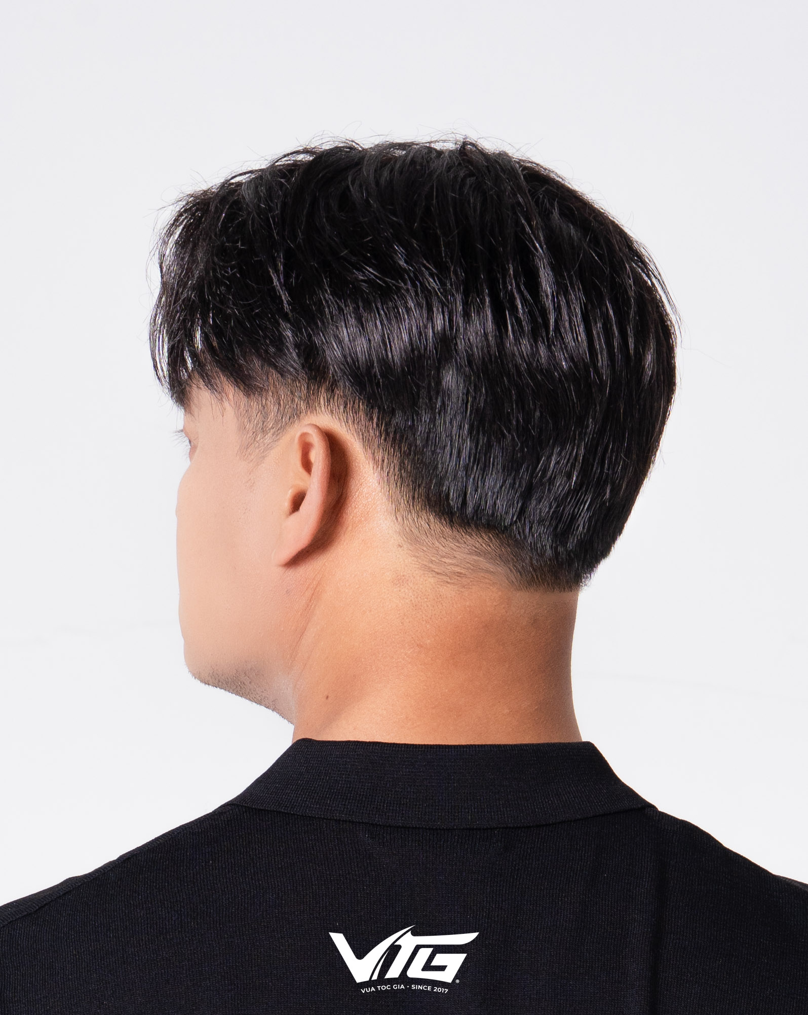 Xác định nhu cầu sử dụng trước khi mua tóc giả nam để lựa chọn thiết kế và phạm vi che phủ thích hợp